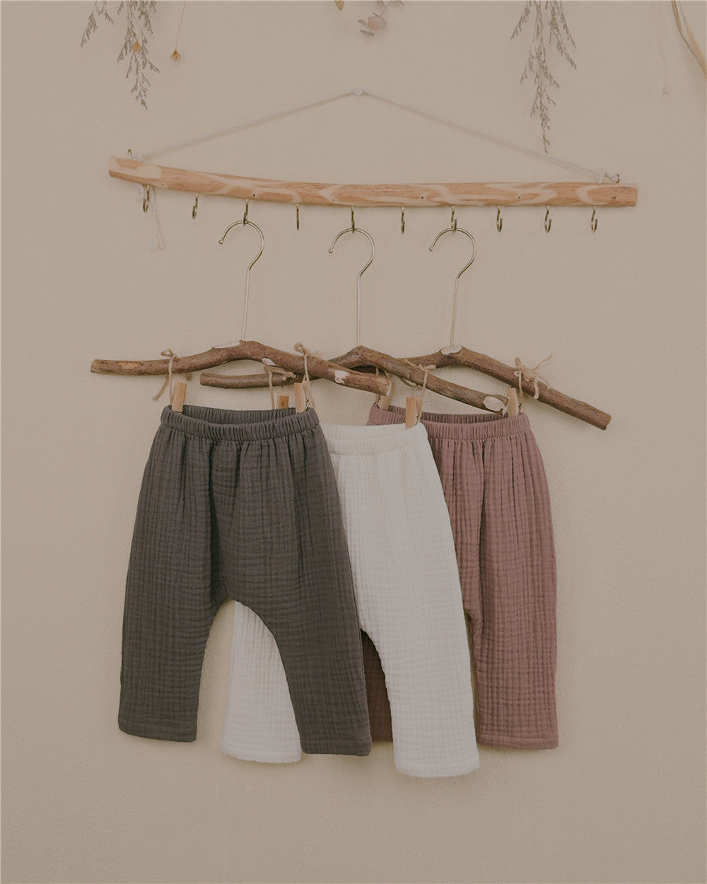 3M–3Y Cotton Gauze Baby Pants – Loose Fit, Soft & Breathable & Handmade