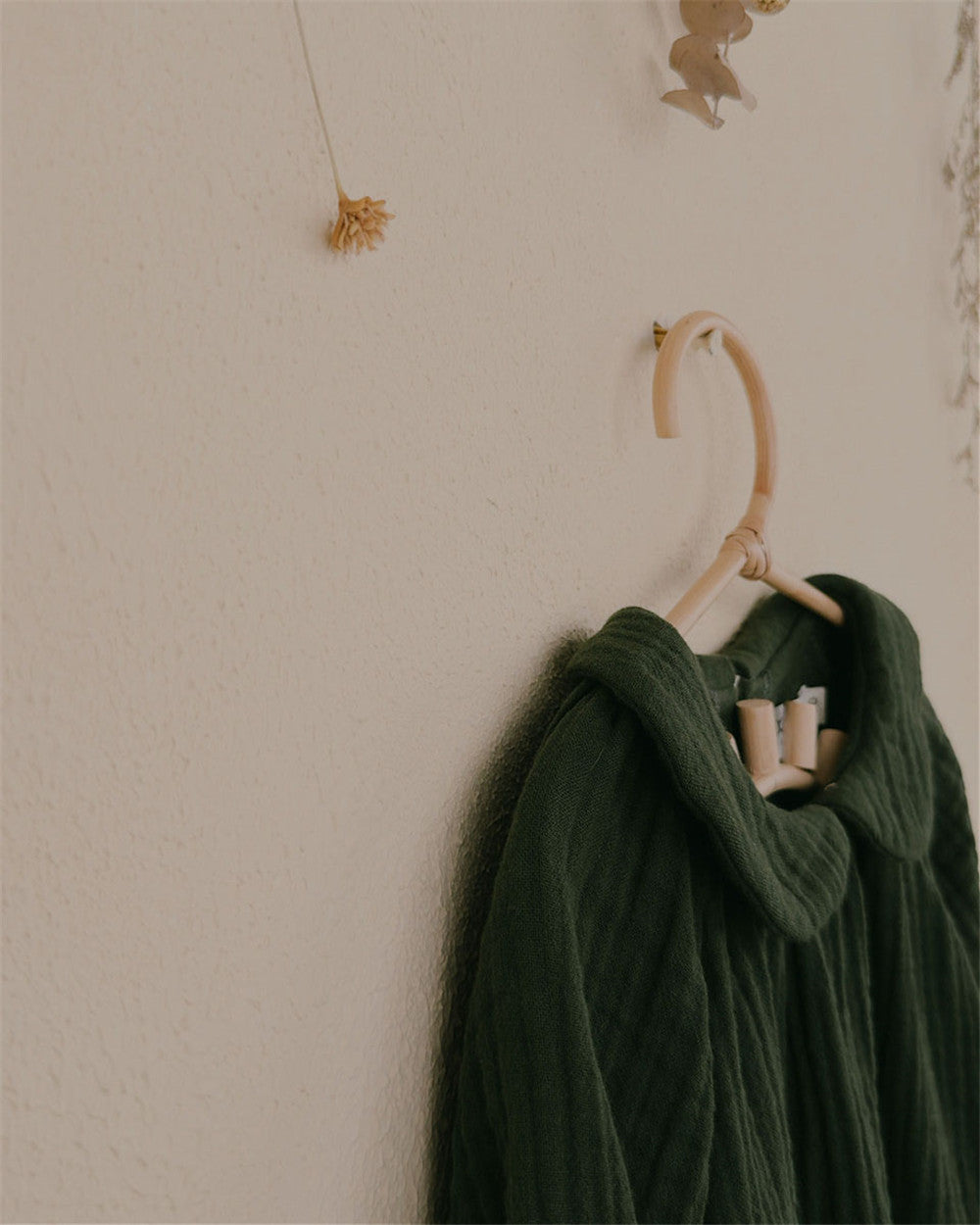 9M–6Y Cotton Gauze Blouse | Peter Pan Collar in Olive Green & Cream