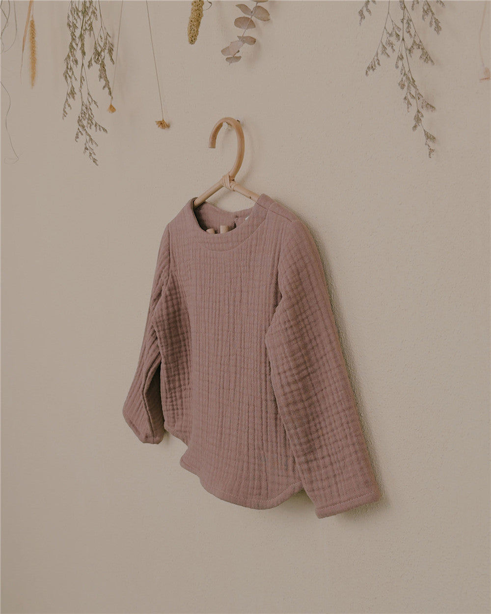 9M-6Y Minimalist Cotton Gauze Baby Top | Unique Curved Hem and Eco-Friendly Coconut Buttons