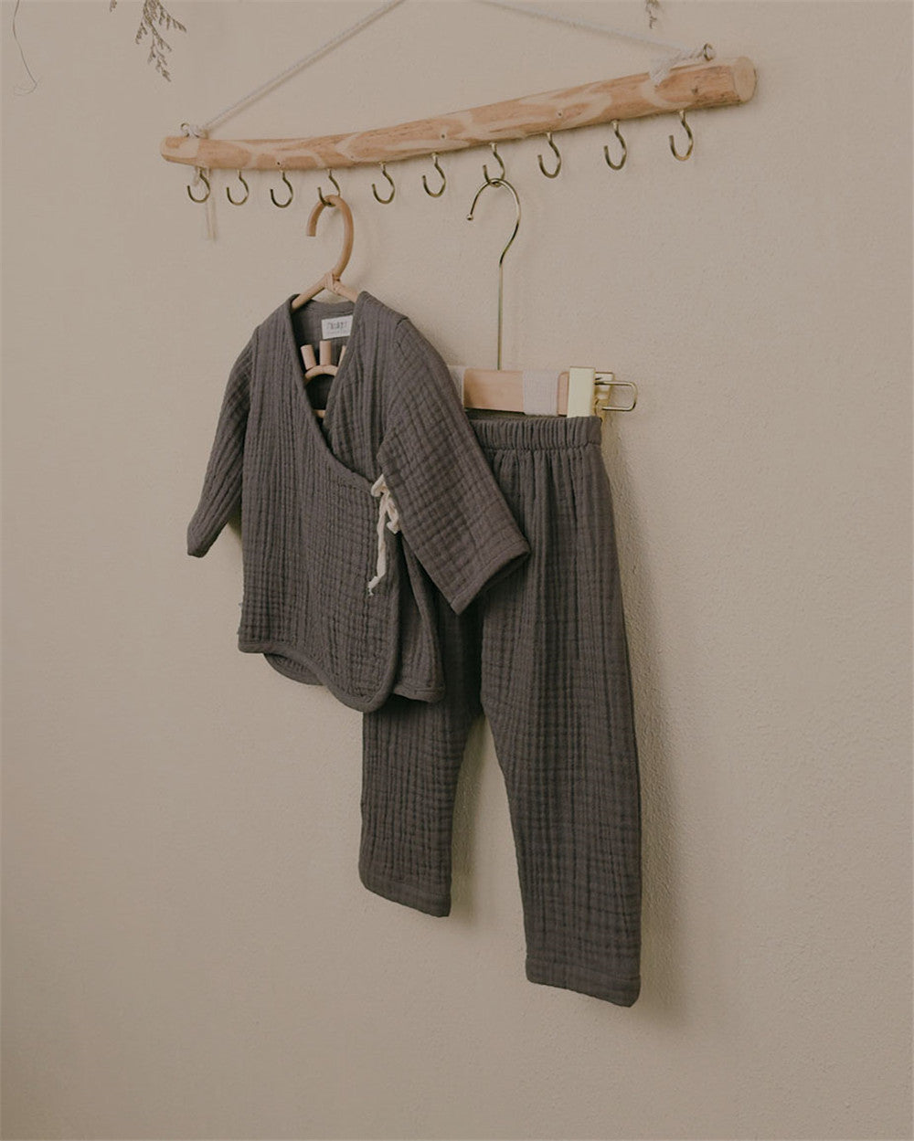 3M-3YCotton Gauze Baby Kimono Set | Soft, Comfortable, and Perfect for Diaper Wear