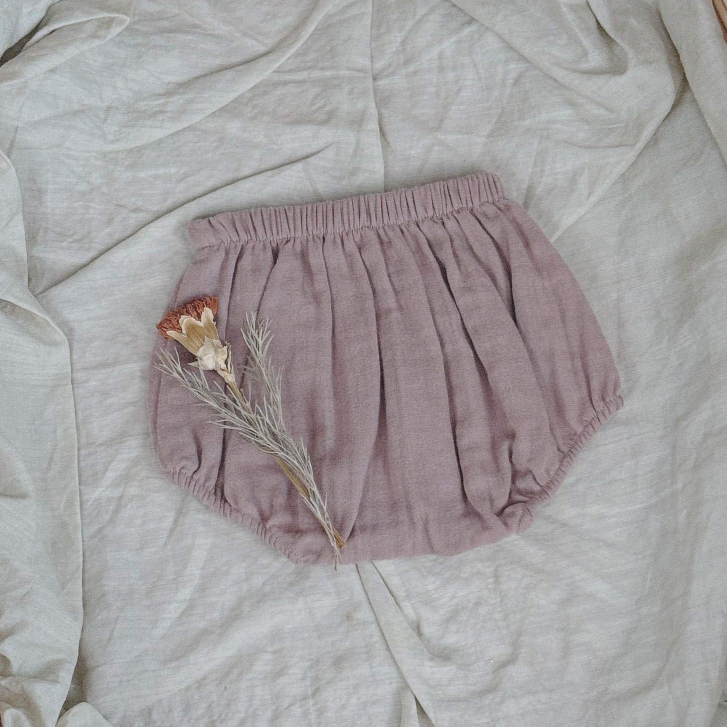 6M–3Y Cotton Gauze Bloomers | Soft, Airy, Everyday Baby Shorts